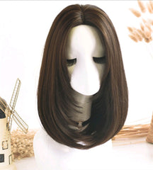 Wig in the long straight hair fashion realistic wig