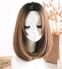 Wig in the long straight hair fashion realistic wig